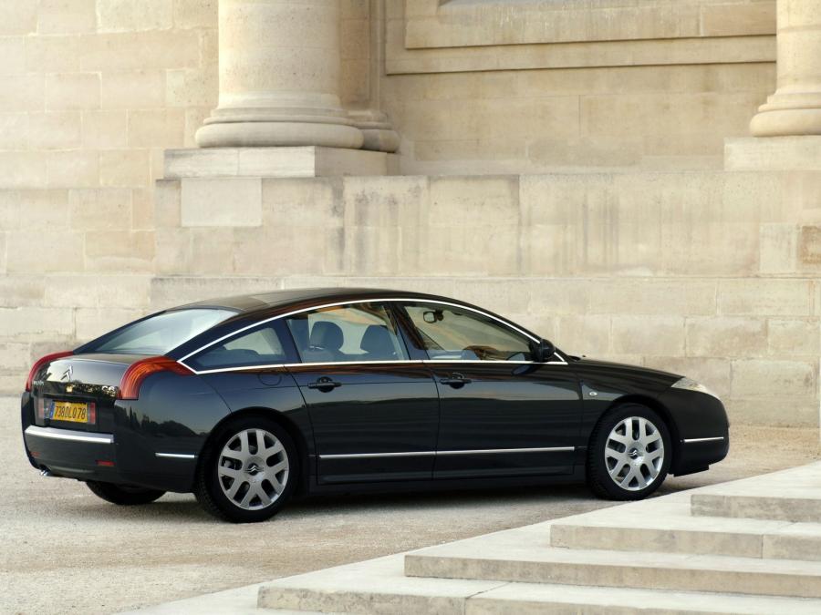  Citroen C6 2005 года  (фото 8 из 16)